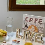 Fiesta Bed & Breakfast *